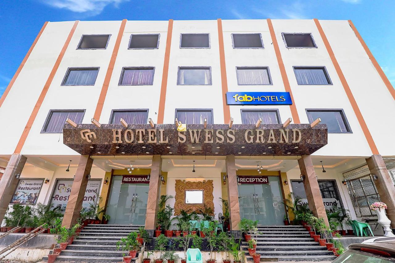 Fabhotel Swess Grand Agra  Ngoại thất bức ảnh