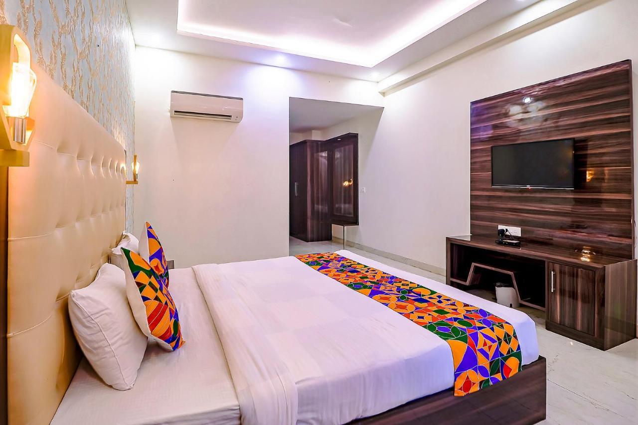 Fabhotel Swess Grand Agra  Ngoại thất bức ảnh