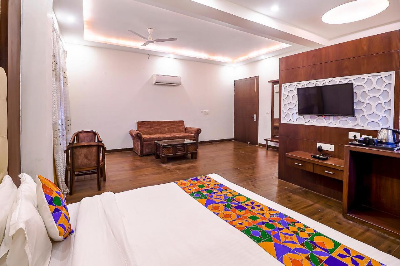 Fabhotel Swess Grand Agra  Ngoại thất bức ảnh