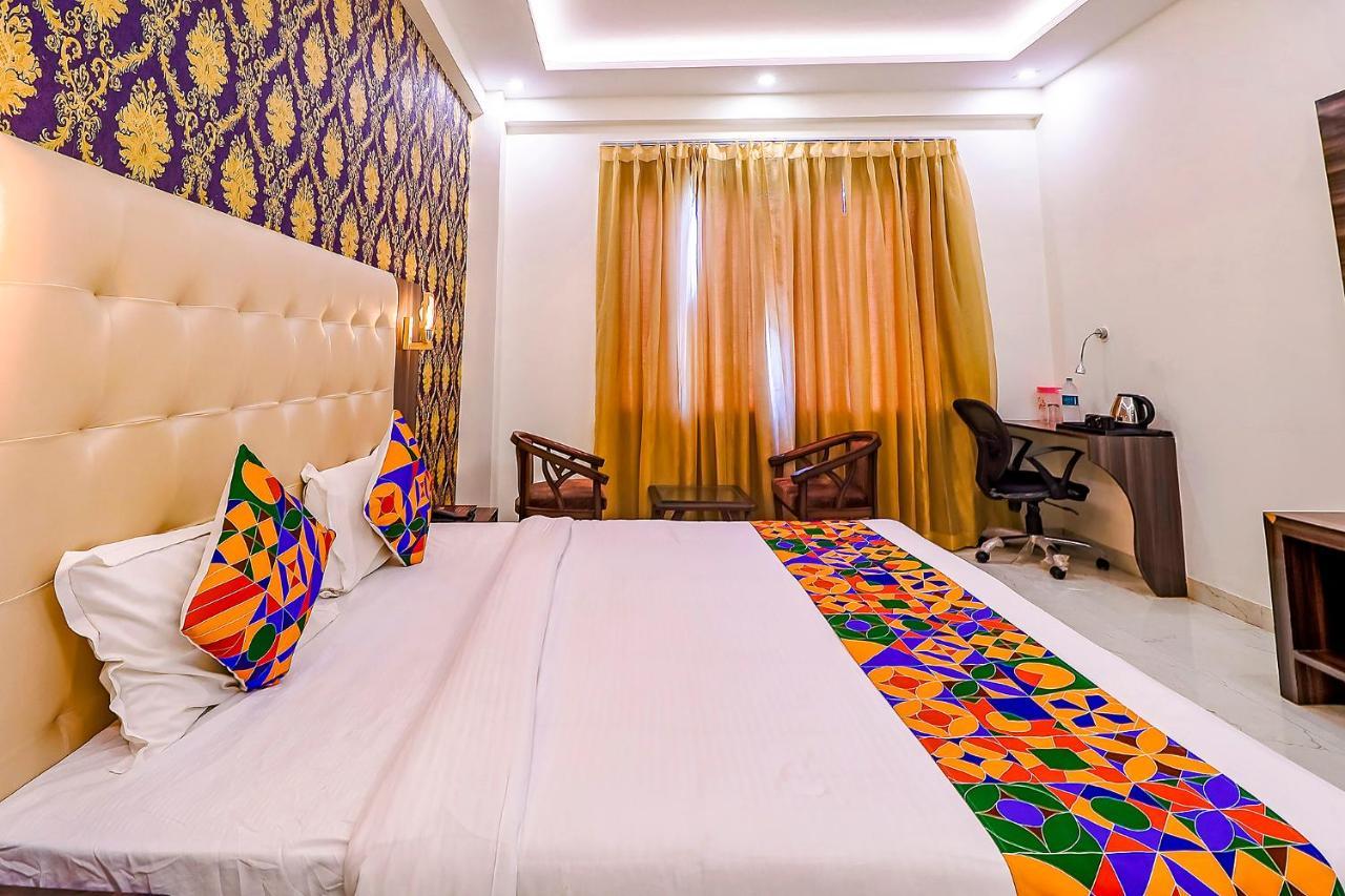 Fabhotel Swess Grand Agra  Ngoại thất bức ảnh